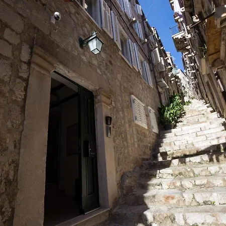 & Verdi - Studio With Balcony And Sea View Br7 - Niko Apartment *