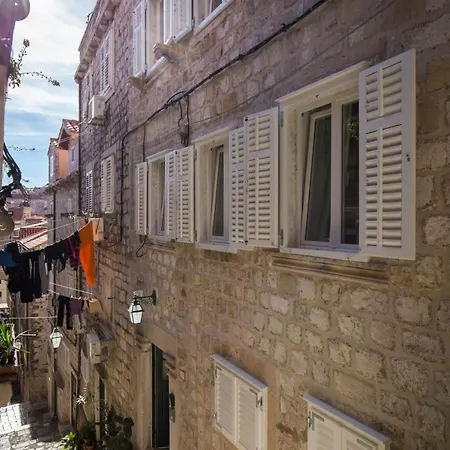 & Verdi - Studio With Balcony And Sea View Br7 - Niko Appartement *
